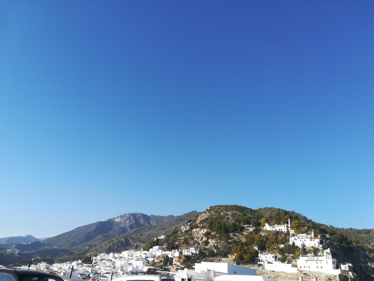 Casita Ana En El Centro De Frigiliana Lägenhet Rum bild